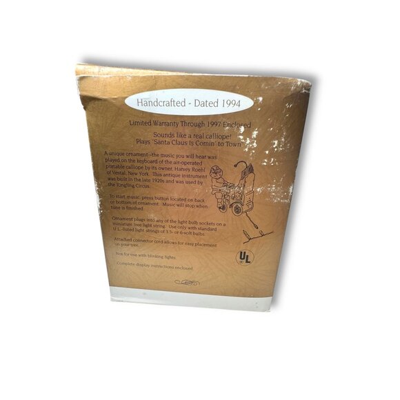 1994 Hallmark Keepsake Magic Ornament Santa’s Sing-Along Lights & Music - Picture 7 of 9